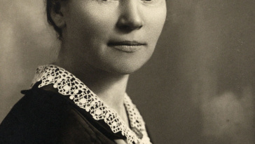 Tysmans, Angela