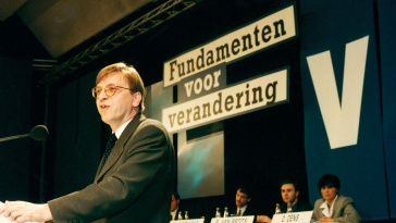Verhofstadt, Guy
