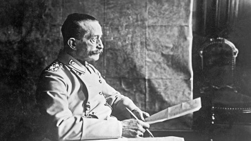 Von Bissing, Moritz