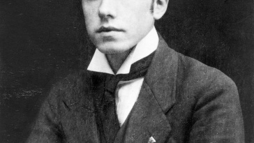 Burssens, Gaston