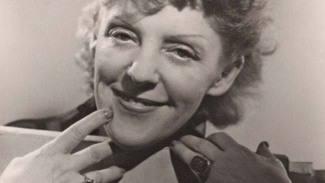 Dewette, Elza (pseudoniem Elza Darciel)