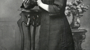 Mortelmans, Anna