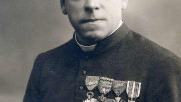 Nobels, August