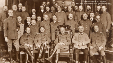 Von Sandt, Maximilian