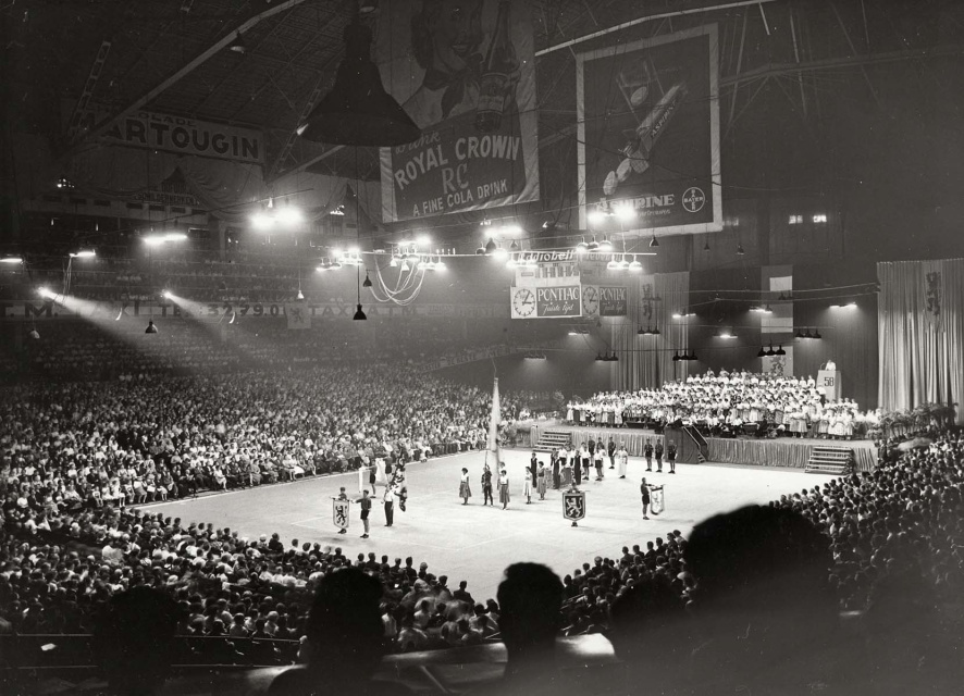Eénentwintigste Vlaams Nationaal Zangfeest, Antwerpen, 1958. (Collectie Stad Antwerpen, Letterenhuis, tglhph8136)