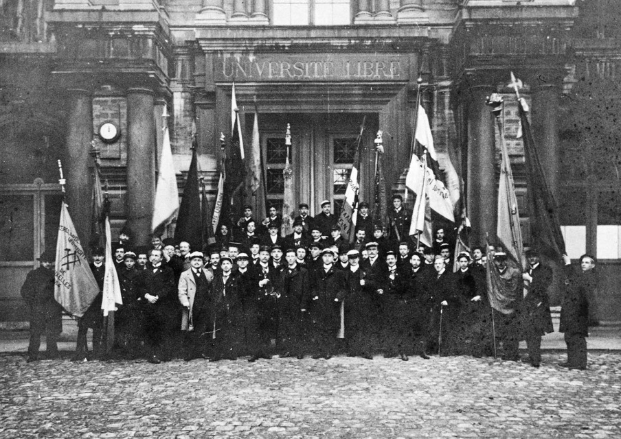 Viering van het 50-jarige bestaan van de Vlaamse studentenbeweging in Brussel, 1906. (Centrum voor Academische en Vrijzinnige Archieven)