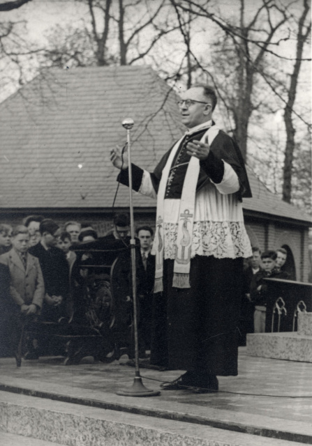 Toespraak van Felix Vercruyssen, vicaris-generaal van het bisdom Gent, s.d. (KADOC, kfa008867)