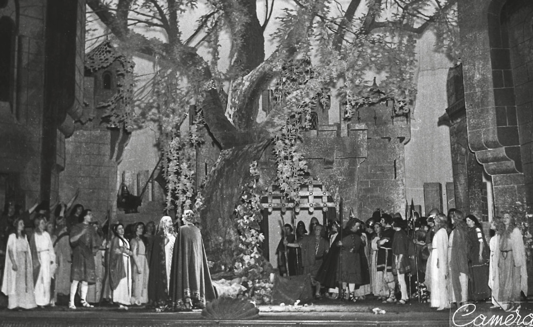 Het slottafereel van Prinses Zonneschijn (Paul Gilson) opgevoerd in de Koninklijke Vlaamse Opera, 1942. (Koninklijk Conservatorium Antwerpen)