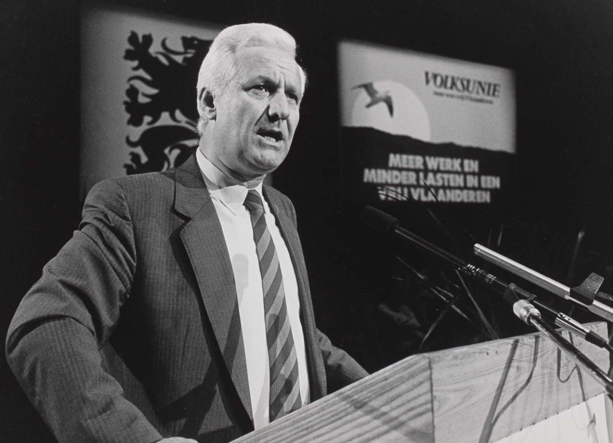 Vic Anciaux tijdens de parlementsverkiezingen van 1985. Foto Studio Dann. (ADVN, VFB1722)