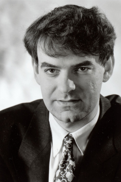 Fons Borginon, jaren 1990. Foto Studio Dann. (ADVN, VFA10327)