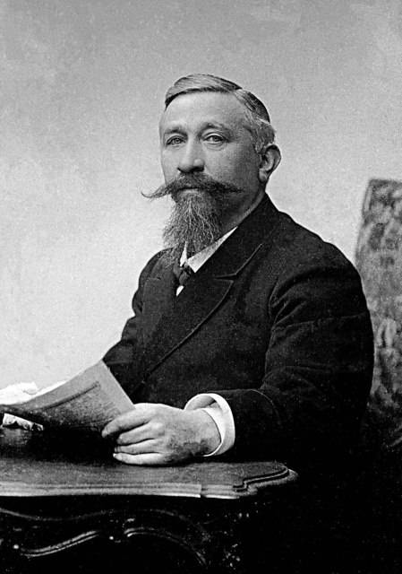 Arthur Cornette, s.d. (Collectie Stad Antwerpen, Letterenhuis, tglhph54813)
