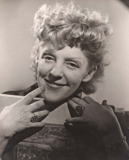 Elza Dewette [pseudoniem Elza Darciel], s.d. Foto Joseph Cayet. (ADVN, AC986)