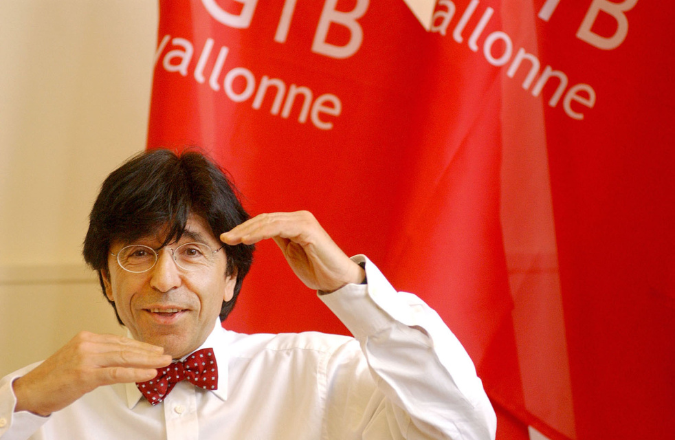 Elio di Rupo, 2003. Foto Michiel Hendryckx. (Wikimedia Commons)