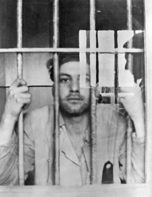Dienstweigeraar Maurits vanden Broek in de gevangenis in Antwerpen, 1934. (ADVN, VFA11715)