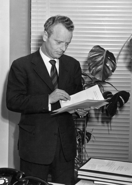 Bert Leysen, jaren 1950. Foto Jan Bauwens. (Collectie Stad Antwerpen, Letterenhuis, tglhph36346)