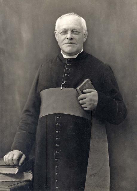 Jan-Eduard Luytgaerens, ca. 28 mei 1928. (KADOC, kfb005143)