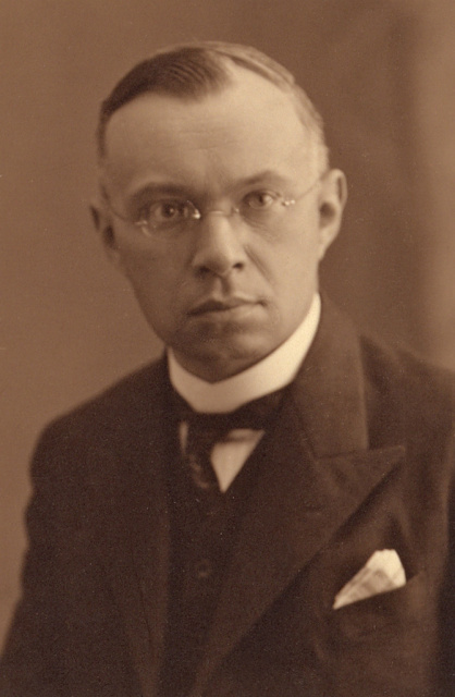 Adolf Peremans, ca. 1930. (Collectie Stad Antwerpen, Letterenhuis, tglhph27120)
