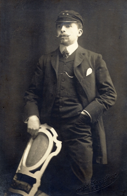 Antoon Picard als student, voor 1906. (Collectie Stad Antwerpen, Letterenhuis, tglhph47423)