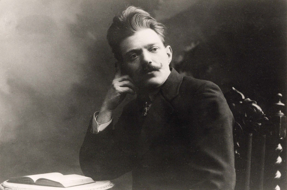 Antoon Pira, vermoedelijk rond 1912. (Collectie Stad Antwerpen, Letterenhuis)