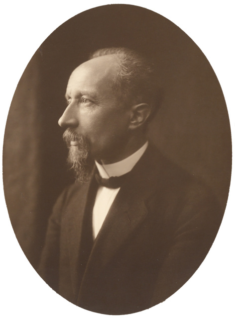 Frits Sano, s.d. Foto Charles de Latin. (Collectie Stad Antwerpen, Letternhuis, tglhph16816)