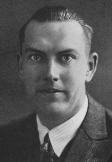 Marius Valkhoff, s.d. (Biografisch portaal van Nederland)