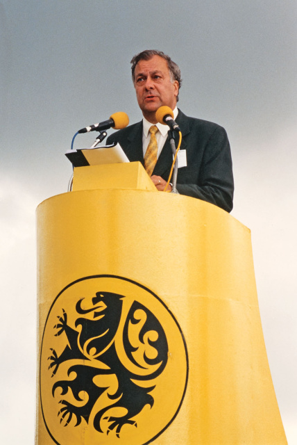 Lionel Vandenberghe, s.d. Foto Studio Dann. (ADVN, VFC543)