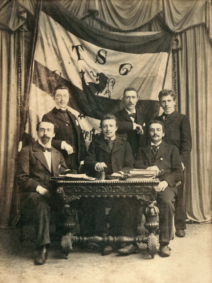 Bestuur van het taalminnend Studentengenootschap 't Zal Wel Gaan, s.d. Foto Edmond Sacré (Archief Universiteit Gent)