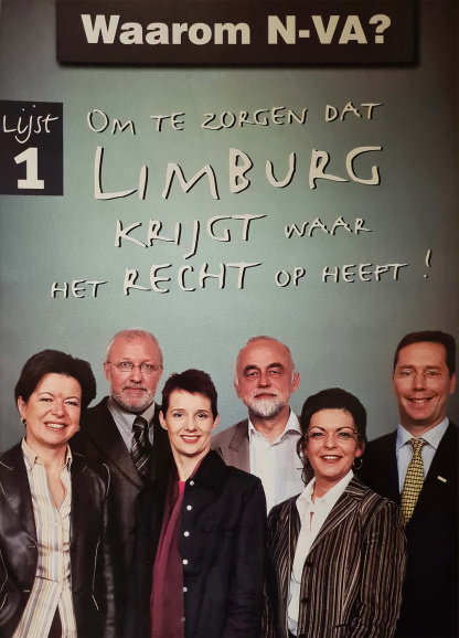 N-VA-verkiezingsdrukwerk voor de parlementsverkiezingen van 2003.<br />
Van links naar rechts: Frieda Brepoels, Rejan Minnekeer, Helga Stevens, Jan Peumans, Annette Stulens en Peter Luykx. (ADVN, DA377/7)