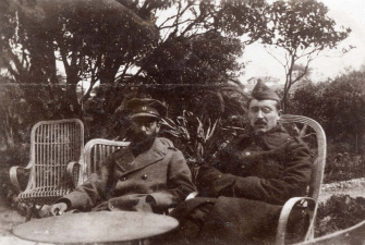 August van Cauwelaert en Jozef Simons, 1918. (Collectie Stad Antwerpen, Letterenhuis, tglhph10021)