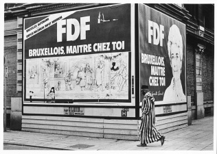 FDF-verkiezingsaffiche in het Brusselse straatbeeld. Foto Studio Dann. (ADVN)