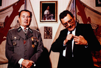 Interview in Spanje van Léon Degrelle door Maurice de Wilde voor de televisiereeks De Nieuwe Orde van de Belgische openbare omroep (BRT-RTB), 1982. (Archief VRT)